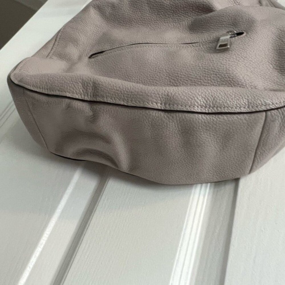 Coach, grey hobo, pebble, leather shoulder bag, Harley with silver trim - Picture 4 of 13